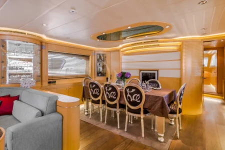 Charter Horisont Yachts Conte Alberti - Navis Marine