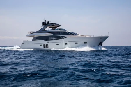 Charter Sanlorenzo Balance - Navis Marine