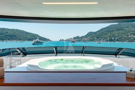 Charter Sanlorenzo Lady Lena - Navis Marine