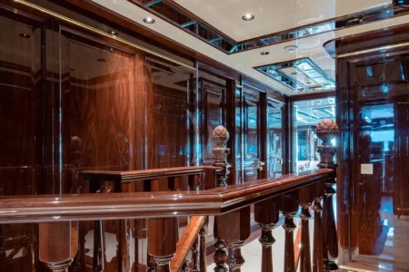 Charter Sanlorenzo Lady Lena - Navis Marine