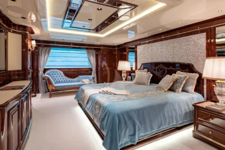 Charter Sanlorenzo Lady Lena - Navis Marine