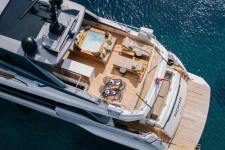 Charter Sanlorenzo Noor ll - Navis Marine