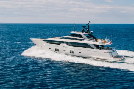 Charter Sanlorenzo Noor ll - Navis Marine