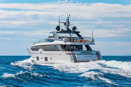 Charter Sanlorenzo Noor ll - Navis Marine