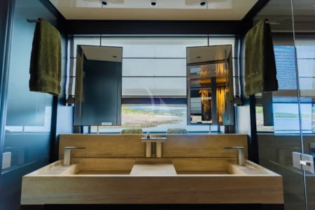 Charter Sanlorenzo Noor ll - Navis Marine