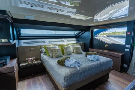 Charter Sanlorenzo Noor ll - Navis Marine