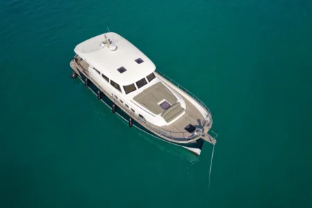 Charter Sasga Menoruquin 54 HT Signature - Navis Marine