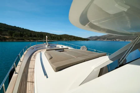 Charter Sasga Menoruquin 54 HT Signature - Navis Marine