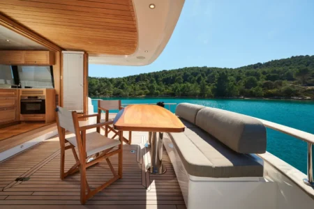 Charter Sasga Menoruquin 54 HT Signature - Navis Marine
