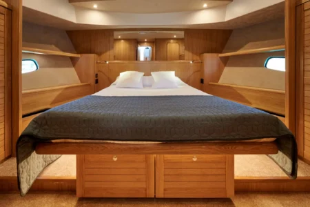 Charter Sasga Menoruquin 54 HT Signature - Navis Marine