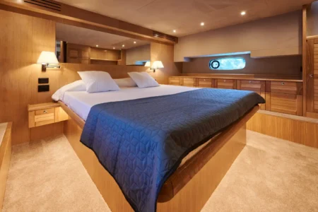 Charter Sasga Menoruquin 54 HT Signature - Navis Marine