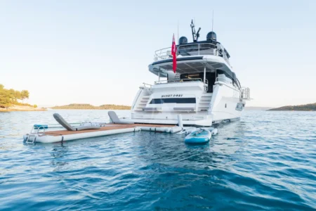 Charter Sunseeker Hunky Dory Of London - Navis Marine