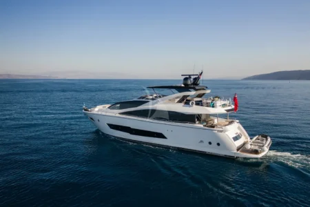 Charter Sunseeker Mowana - Navis Marine