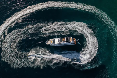 Charter Sunseeker Mowana - Navis Marine