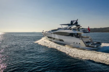 Charter Sunseeker Mowana - Navis Marine