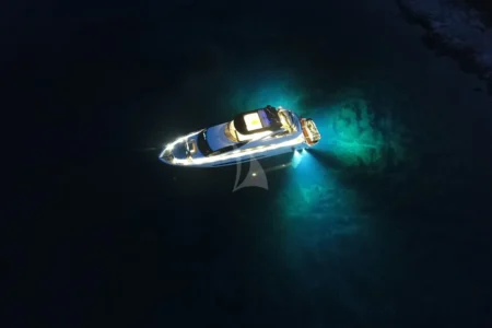 Charter Sunseeker Mowana - Navis Marine