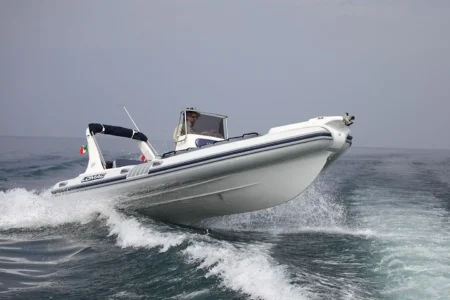 LOMAC Turismo 675 - Navis Marine
