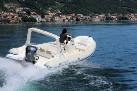LOMAC Turismo 850 - Navis Marine