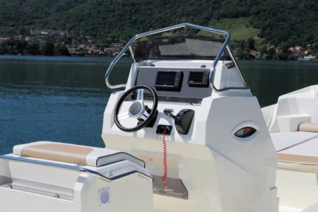LOMAC Turismo 850 - Navis Marine