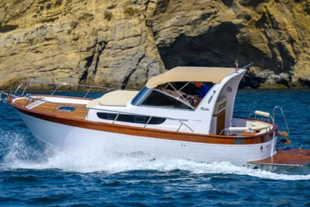 Mimi LIBECCIO 9.5 cabin - Navis Marine