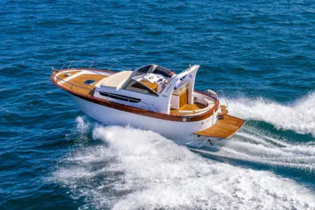 Mimi LIBECCIO 9.5 cabin - Navis Marine