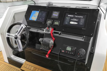 Pirelli-Pirelli42 - Navis Marine