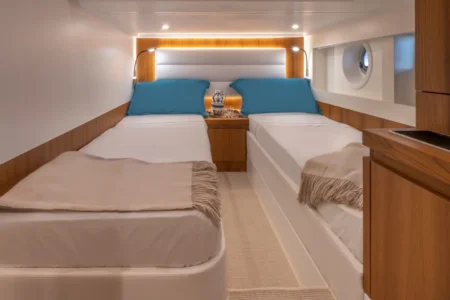 Solaris Power Archives COUPE & LOBSTER 48 LOBSTER - Navis Marine