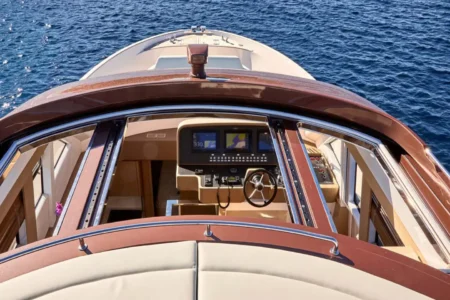 Solaris Power Archives COUPE & LOBSTER 57 LOBSTER - Navis Marine