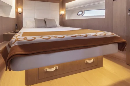 Solaris Power Archives COUPE & LOBSTER 57 LOBSTER - Navis Marine