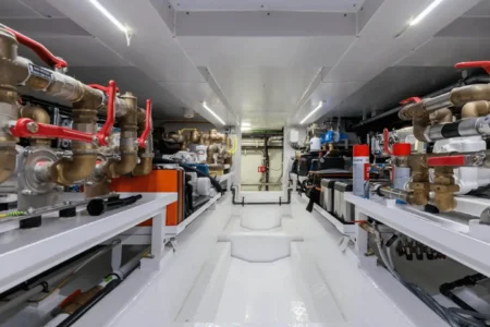 H Sanlorenzo SX 112 - Navis Marine