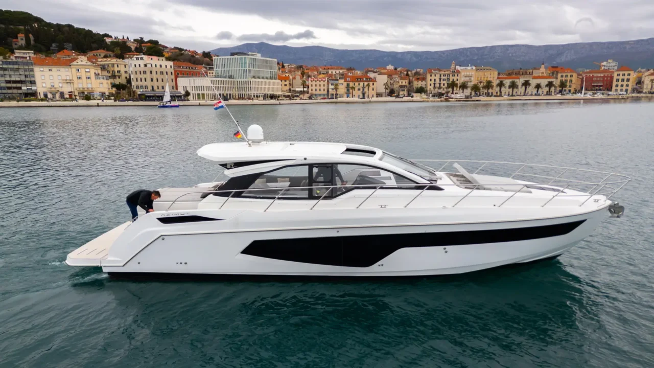 2019 Azimut Atlantis 51 