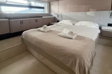 Azimut-Fly-53 - Navis Marine