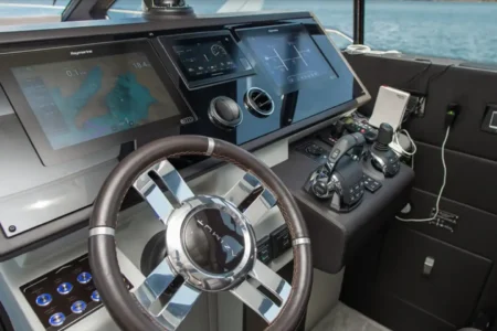 Azimut S7 - Navis Marine