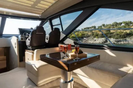 2019 Azimut S6 - Navis Marine