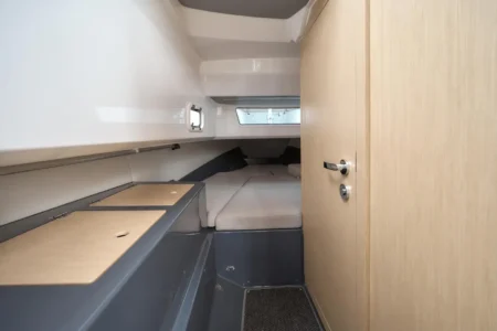 2025 Windy SR28 CC - Navis Marine