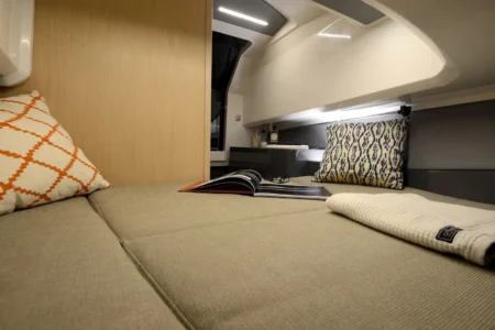 2025 Windy SR28 CC - Navis Marine