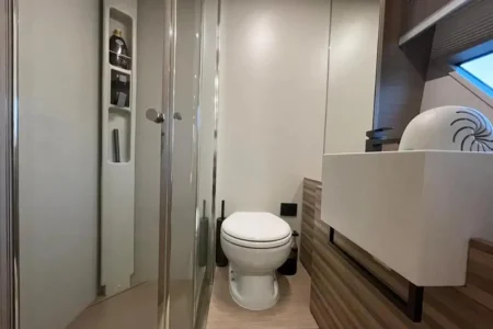 2021 Ferretti Yachts 670 - Navis Marine