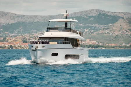 2025 Azimut Magellano 60 - Navis Marine
