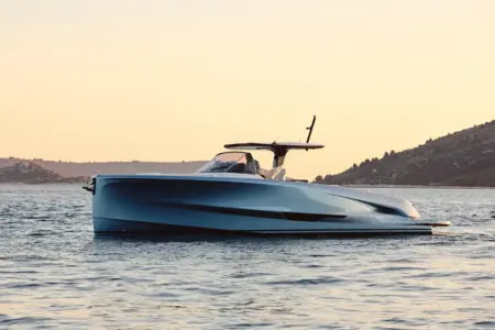 2025 Solaris Power 44 - Navis Marine