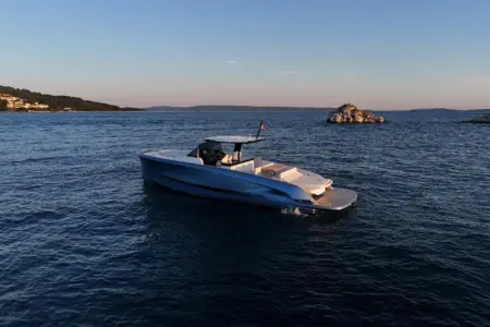 2025 Solaris Power 44 - Navis Marine