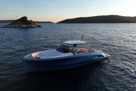2025 Solaris Power 44 - Navis Marine