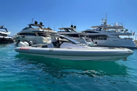 2025 Pirelli 42 - Navis Marine