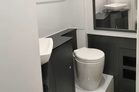 2025 Pirelli 42 - Navis Marine