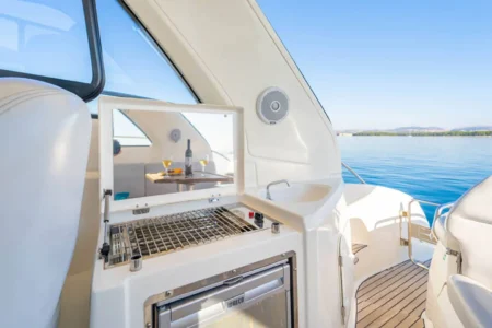 2014 Bavaria Sport 35 HT - Navis Marine