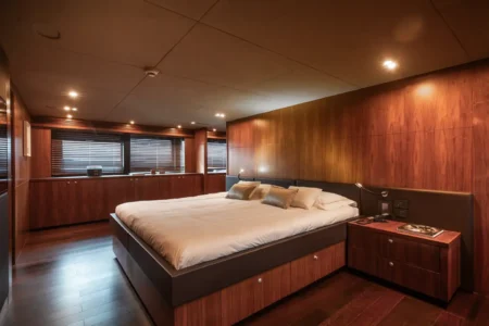 2014 Sunseeker 40M - Navis Marine