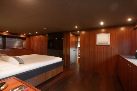 2014 Sunseeker 40M - Navis Marine