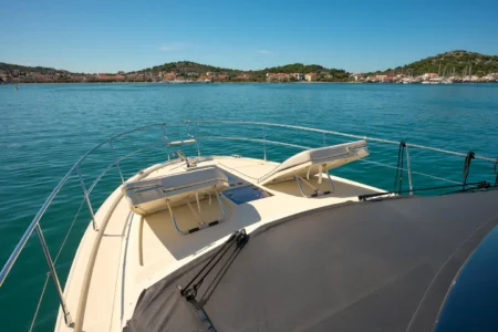 2014 BENETEAU Monte Carlo 5