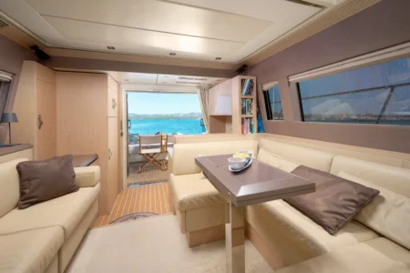 2014 BENETEAU Monte Carlo 5
