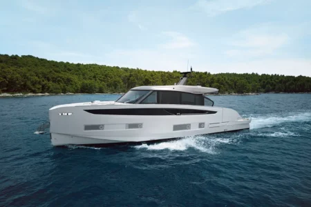 2026-Azimut-Seadeck-6- Navis Marine