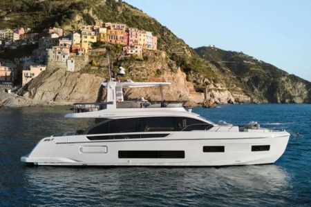 2026-Available-now-Azimut 62